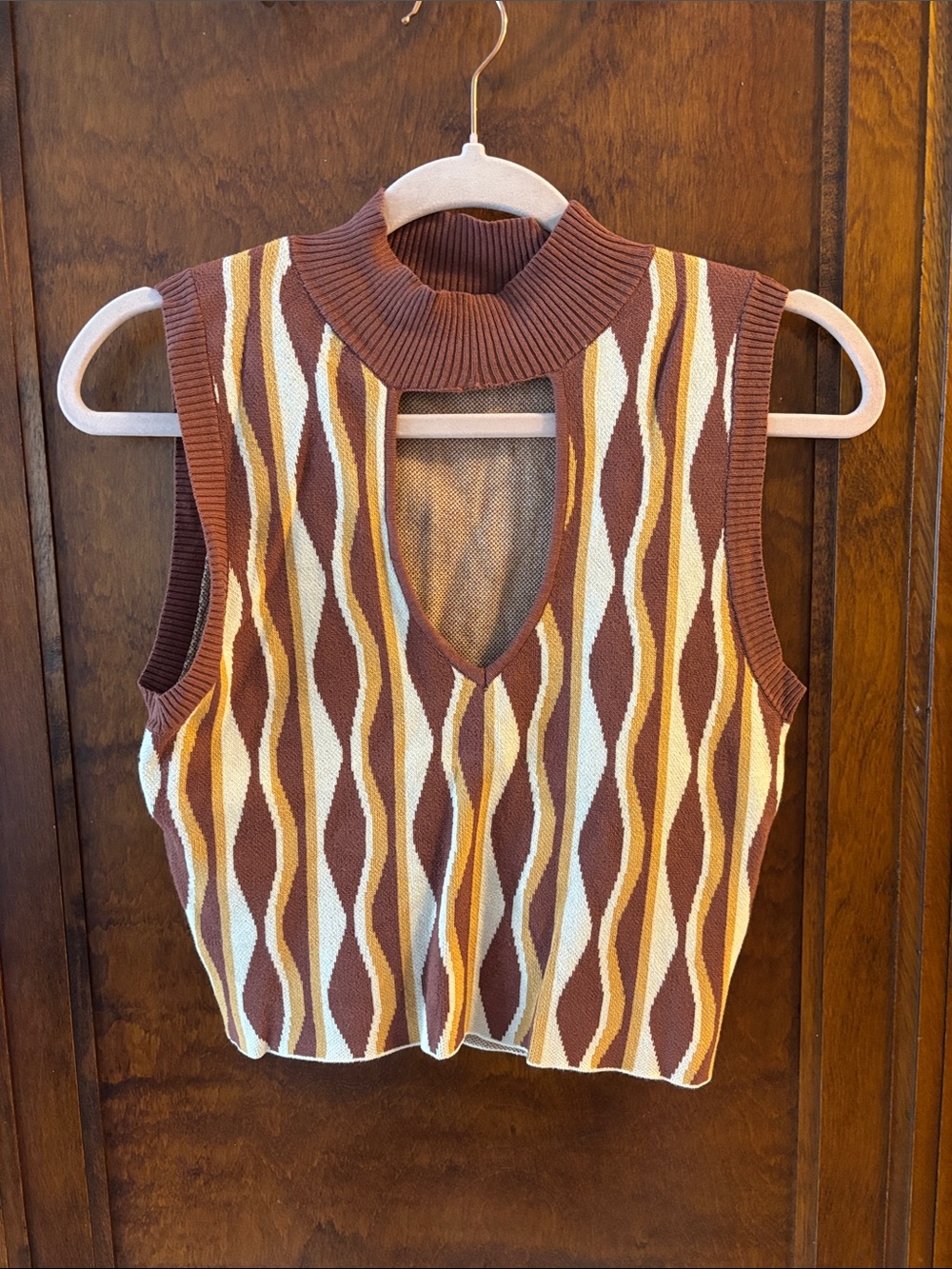 Miss Love Brown and Cream Sleeveless Mock Neck Vest with Keyhole Size L